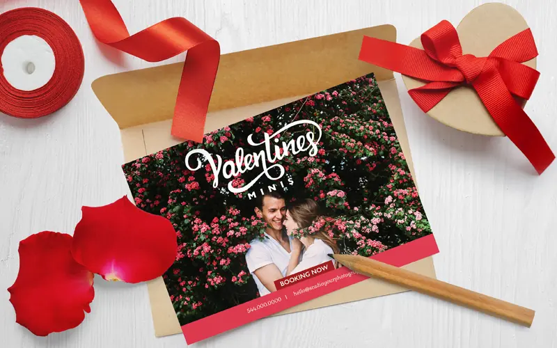 Photocards decorated with red ribbons Photocards decorated with red ribbons