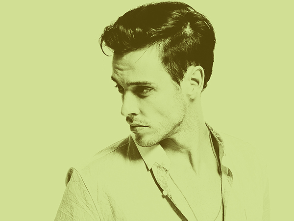 picture of a man with amber hue duotone ps action