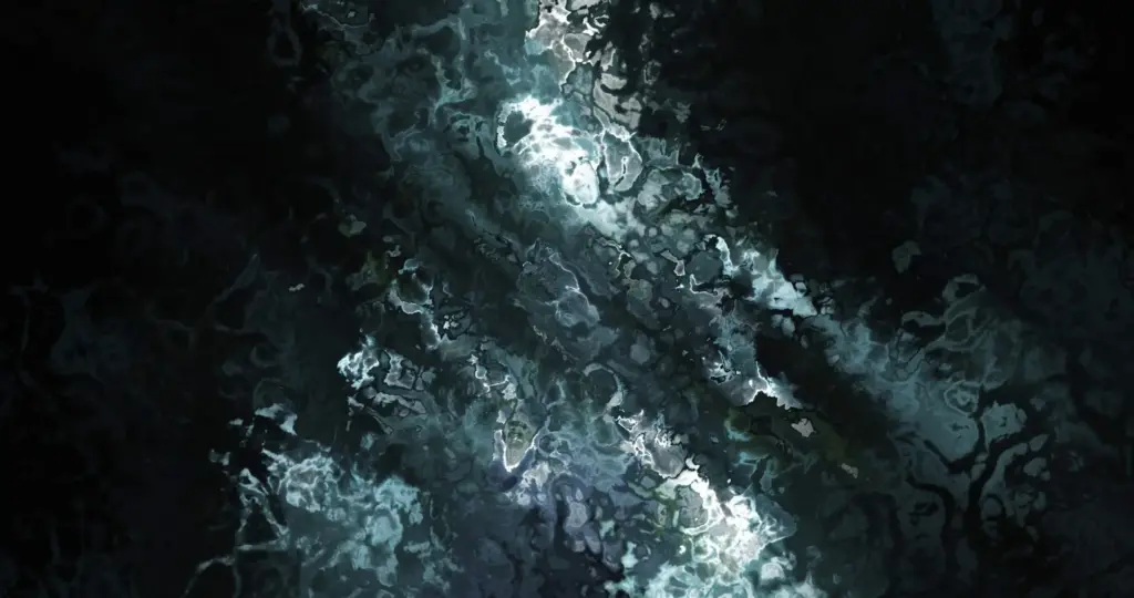 grey water reflection background