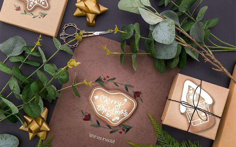 Cards with Ginger Cookie PNG and decorated by plants alongside a scissor