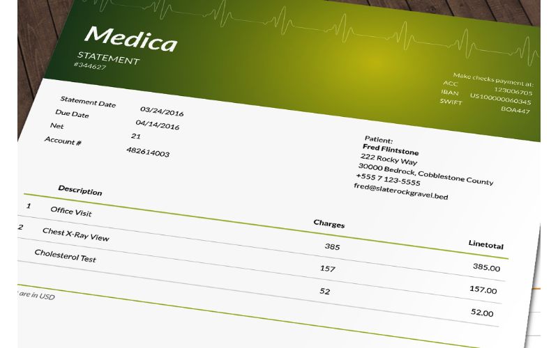 Green colored invoice template