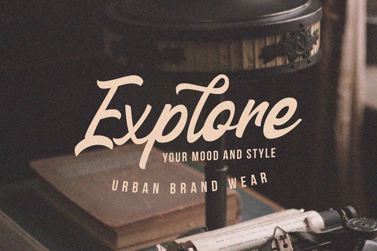 Logo with Free Vintage Script Font